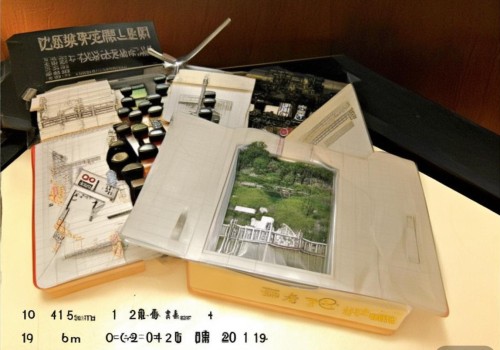 好，我现在需要帮用户写一篇关于眼周淤青多久能消退？的文章。首先，我得理解用户的需求。他们可能是一个自媒体作者，想要一篇详细的文章，标题和内容都要足够长，至少992个字