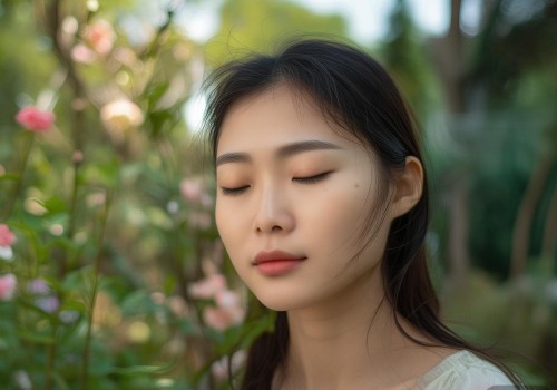 [EN] 嗯，用户问的是双眼皮术后闭眼不全正常吗？首先，我需要理解用户的问题。他们可能刚刚做完双眼皮手术，发现闭眼的时候眼皮没有完全闭上，担心这是不是正常的，或者是不是哪里做错了